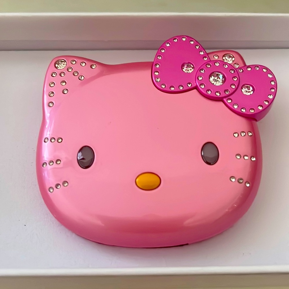 Hello Kitty Cell phone 📱